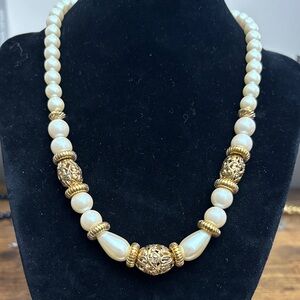 1928 Gold and Cream Beaded Necklace